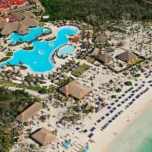 Grand Palladium White & Resort Akumal